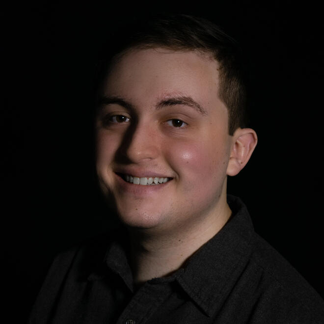 Portrait Photo of Trevor Williams